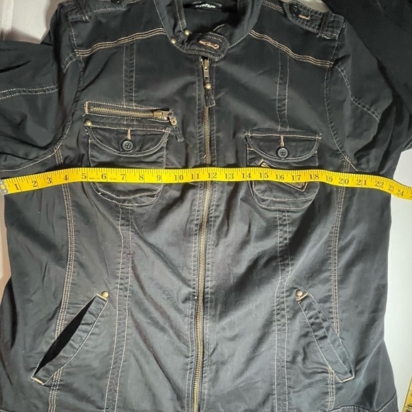 Avenue women’s Y2K plus size denim 90’s layering jacket.  Size 18/20 - Picture 9 of 10